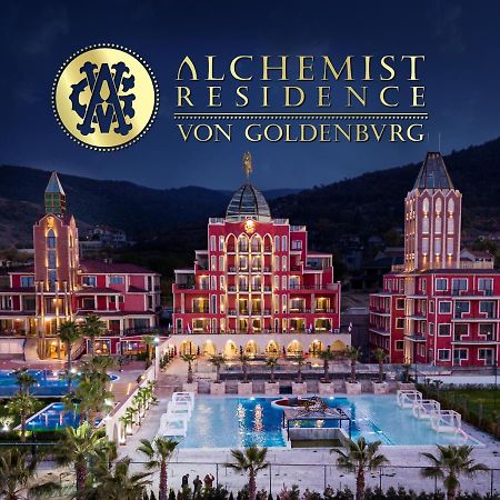 Alchemist Residence Von Goldenburg Belashtitsa Esterno foto
