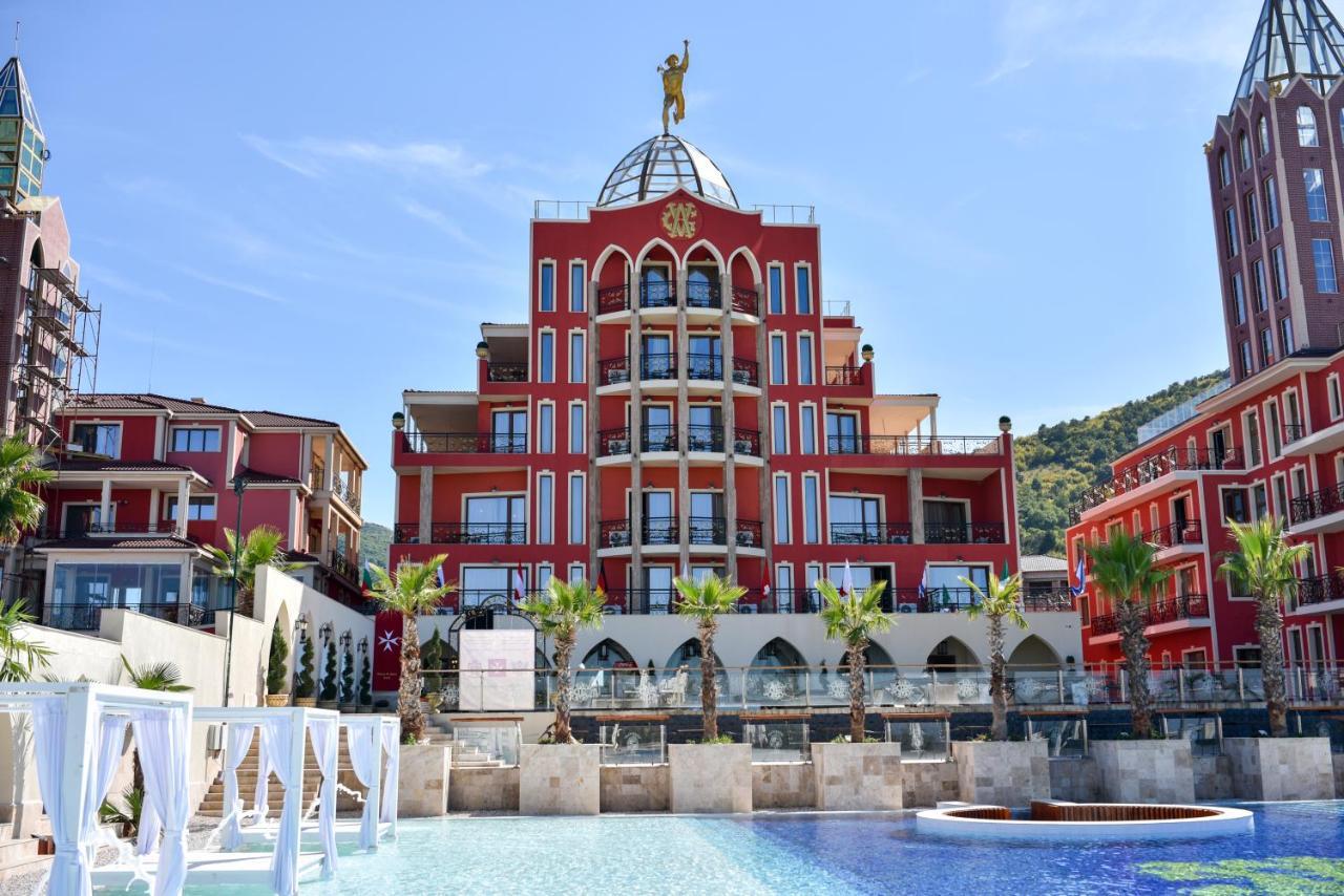 Alchemist Residence Von Goldenburg Belashtitsa Esterno foto